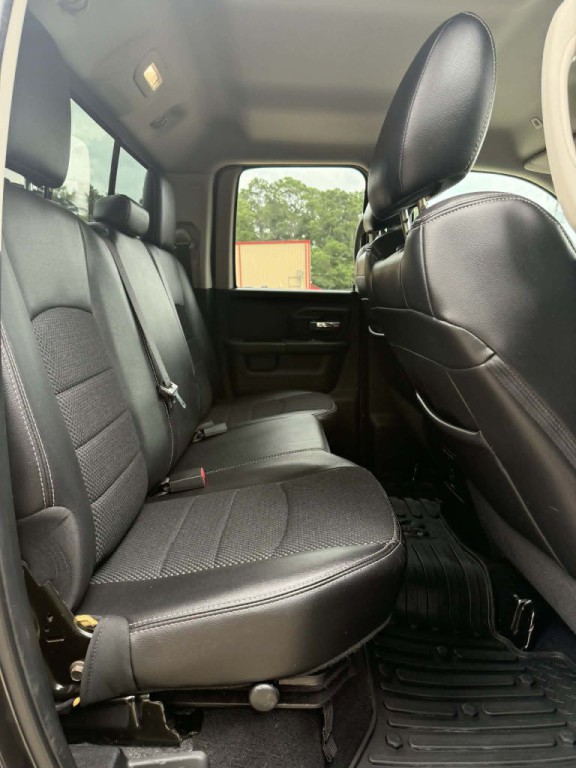 2017 RAM 1500 Image 16