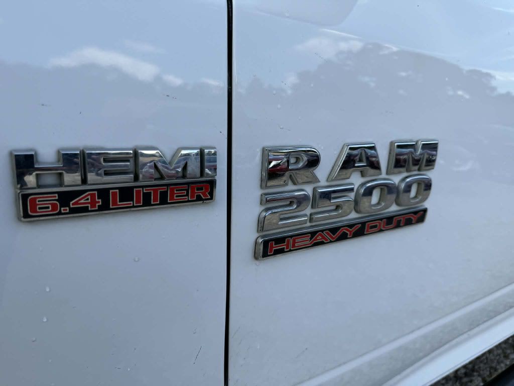 2014 RAM 2500 Image 10