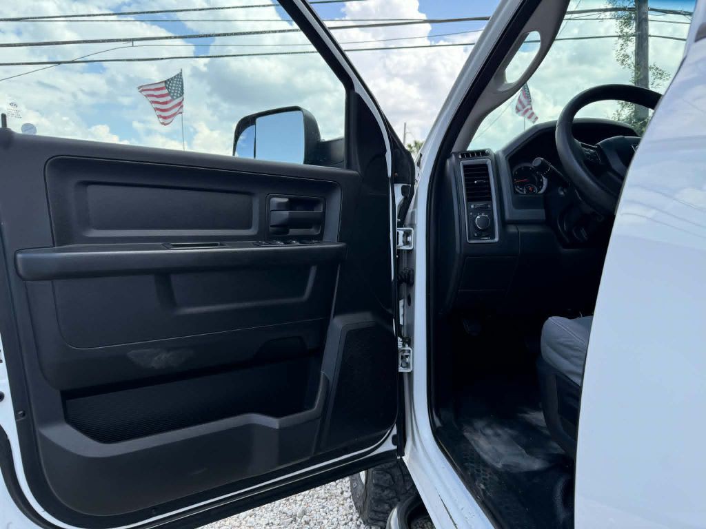 2014 RAM 2500 Image 12