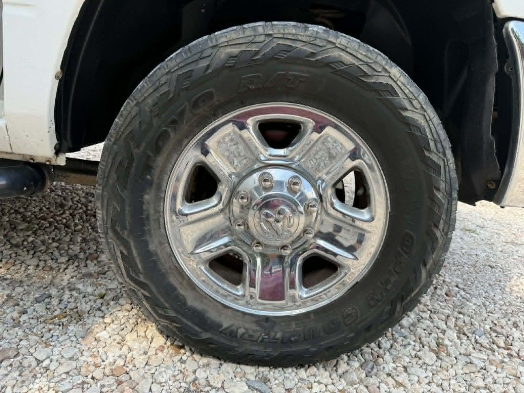 2014 RAM 2500 Image 35