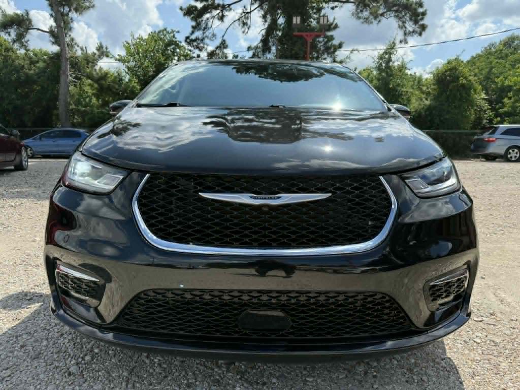2022 Chrysler Pacifica Image 2