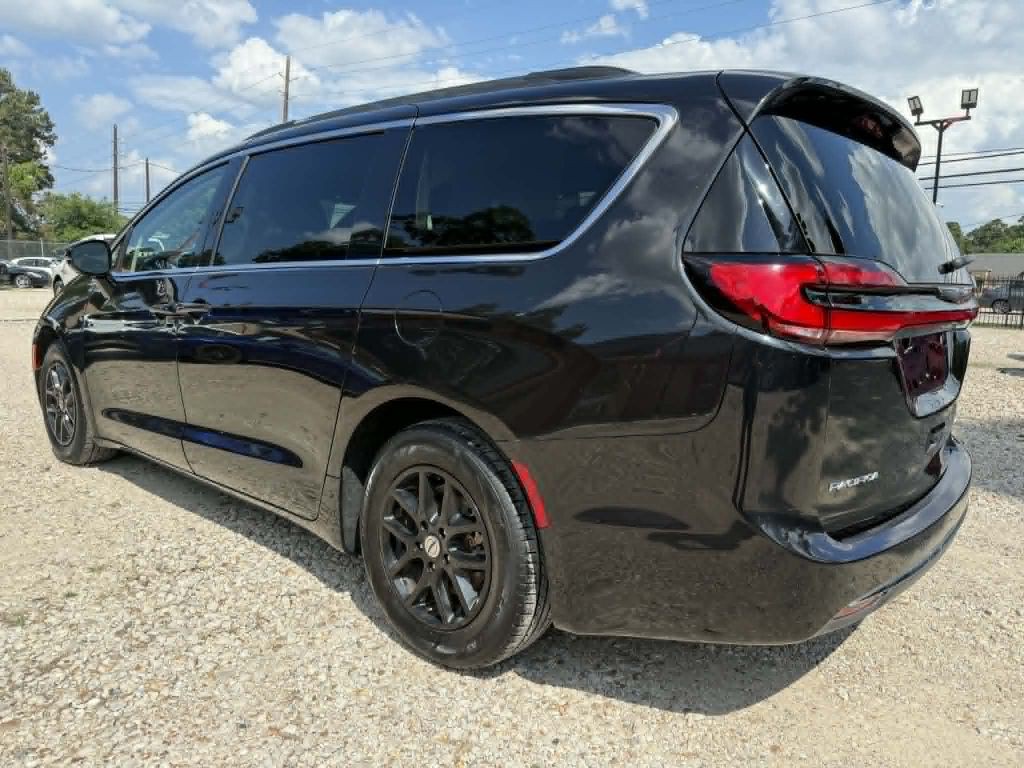 2022 Chrysler Pacifica Image 7