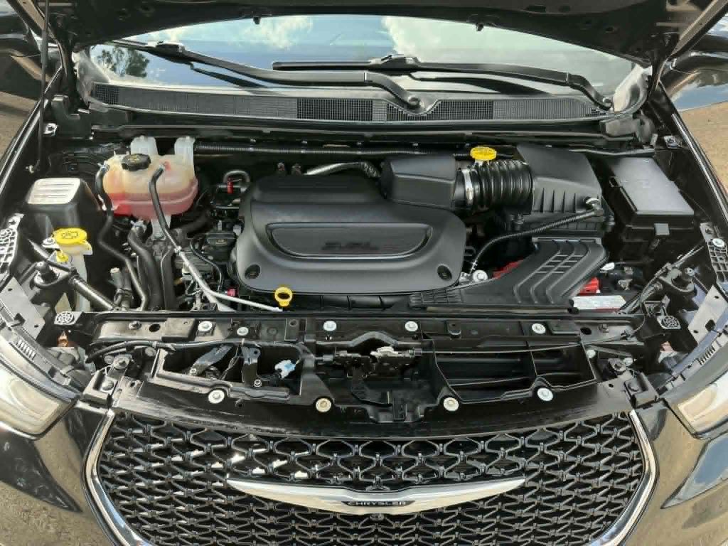 2022 Chrysler Pacifica Image 33