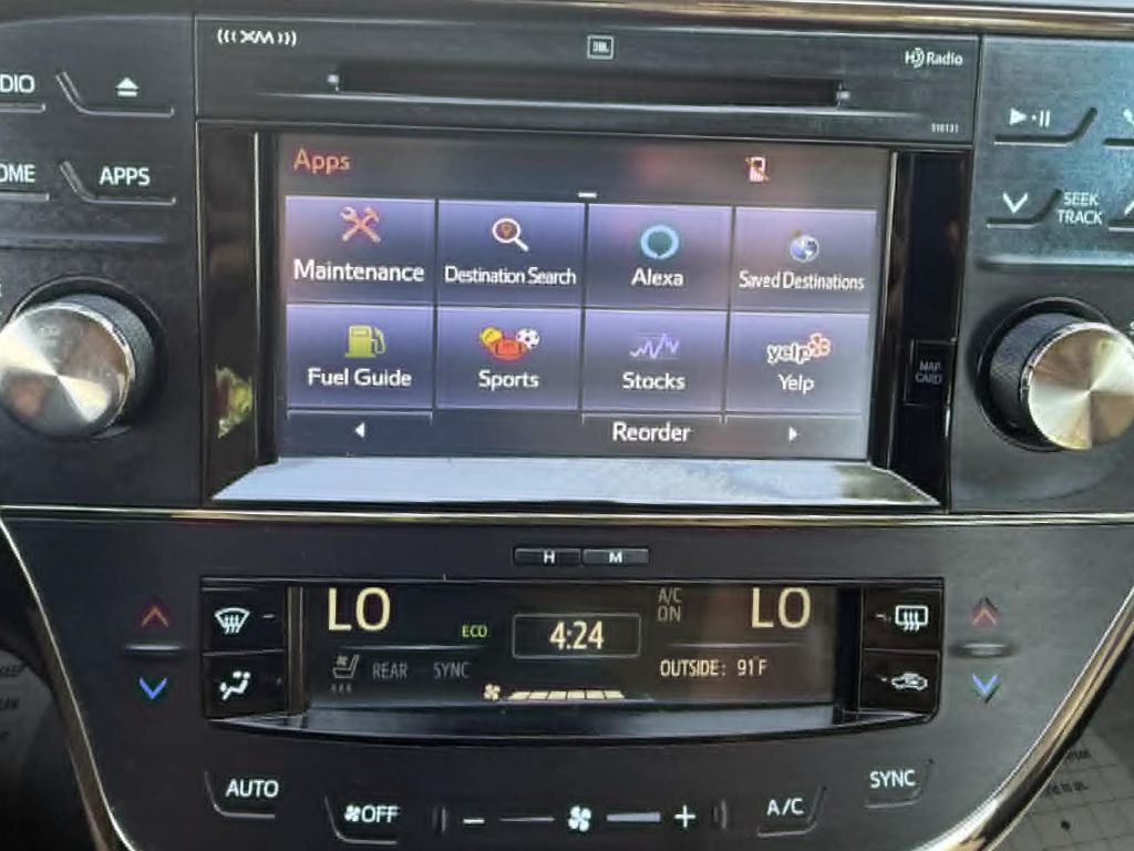 2016 Toyota Avalon Image 19