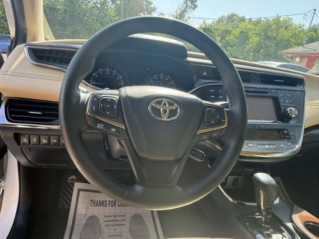 2016 Toyota Avalon Image 23