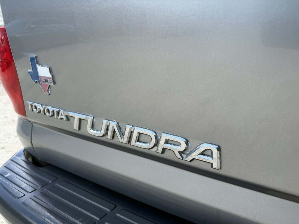 2005 Toyota Tundra Image 21