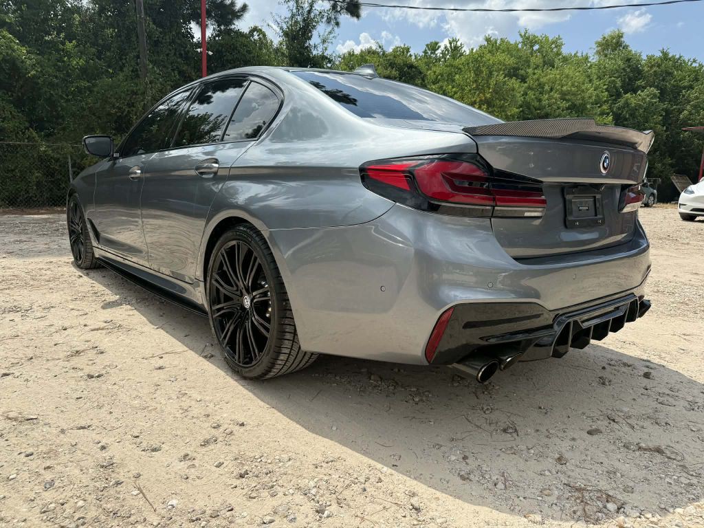 2019 BMW 5 Series Image 7
