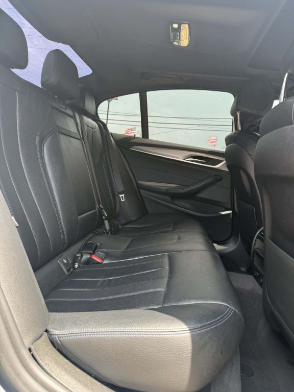 2019 BMW 5 Series Image 14