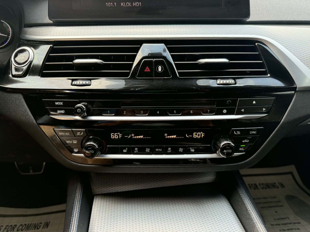 2019 BMW 5 Series Image 31