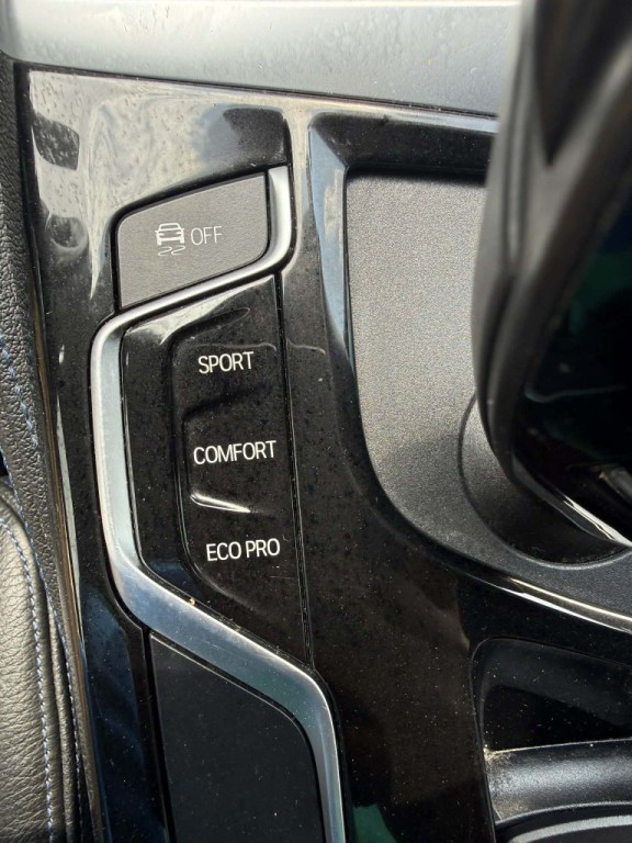 2019 BMW 5 Series Image 34