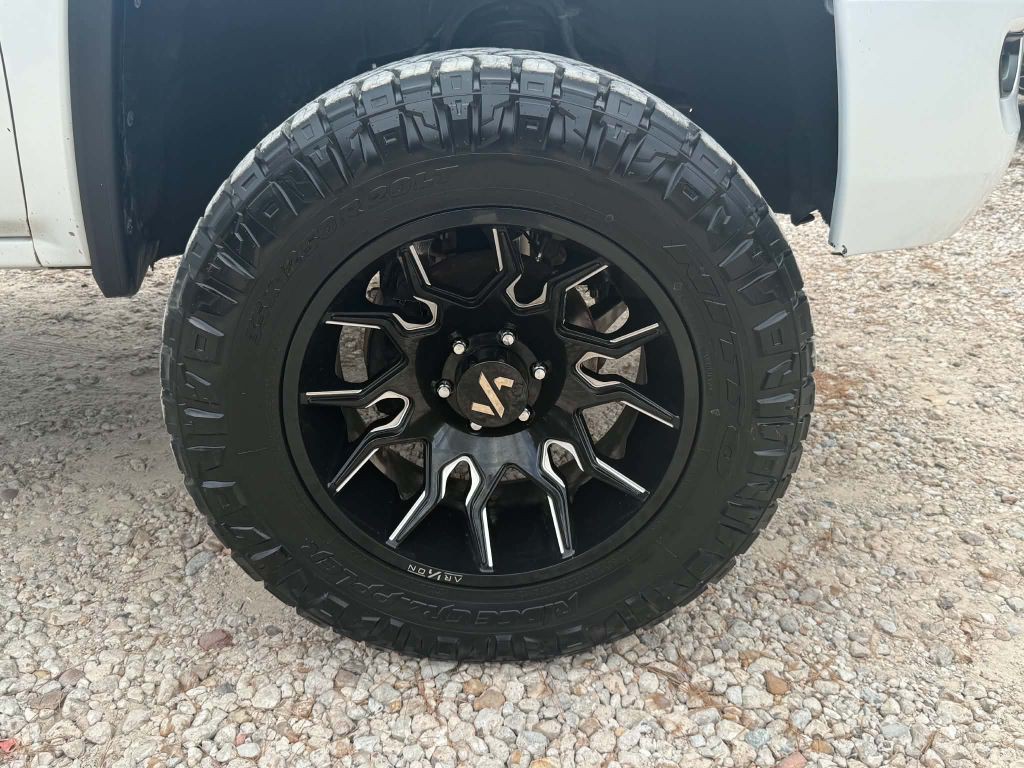 2016 GMC Sierra Image 27