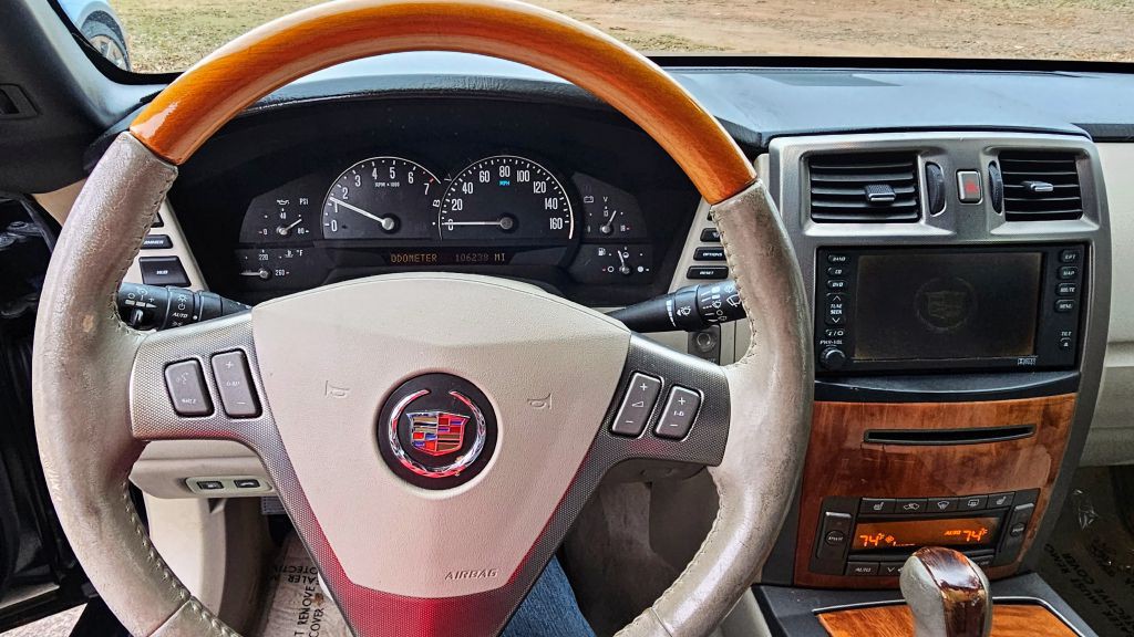 2006 Cadillac XLR Image 9