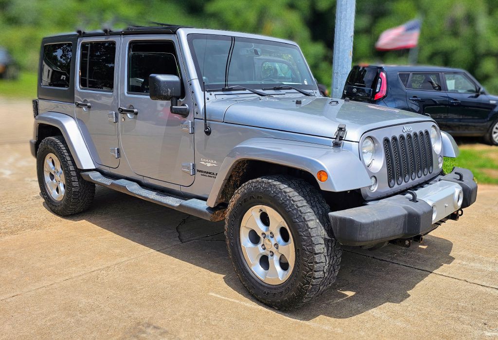 2014 Jeep Wrangler Unlimited Image 2
