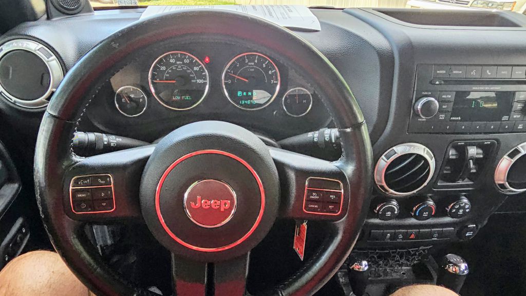 2014 Jeep Wrangler Unlimited Image 9