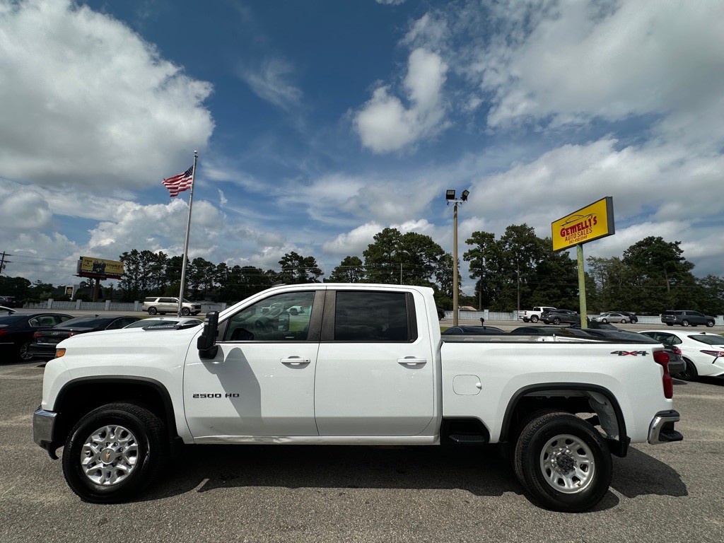 2021 Chevrolet Silverado 1500 Image 2