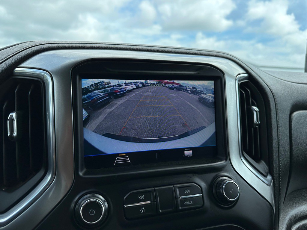 2021 Chevrolet Silverado 1500 Image 9
