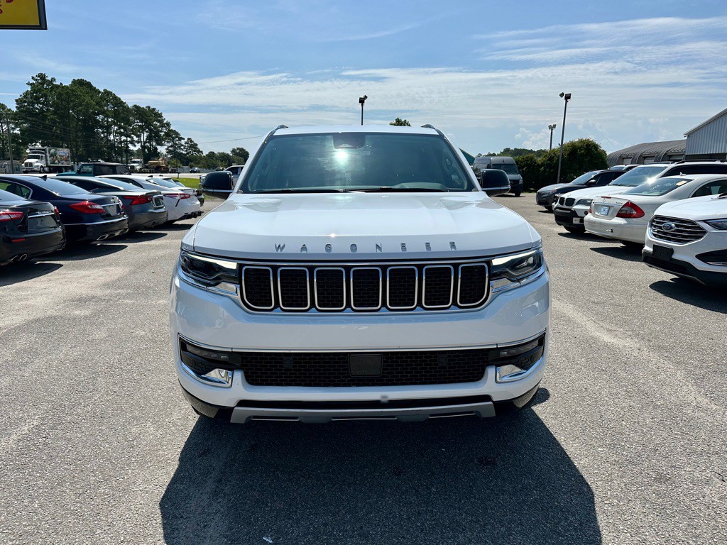 2024 Jeep Wagoneer Image 2