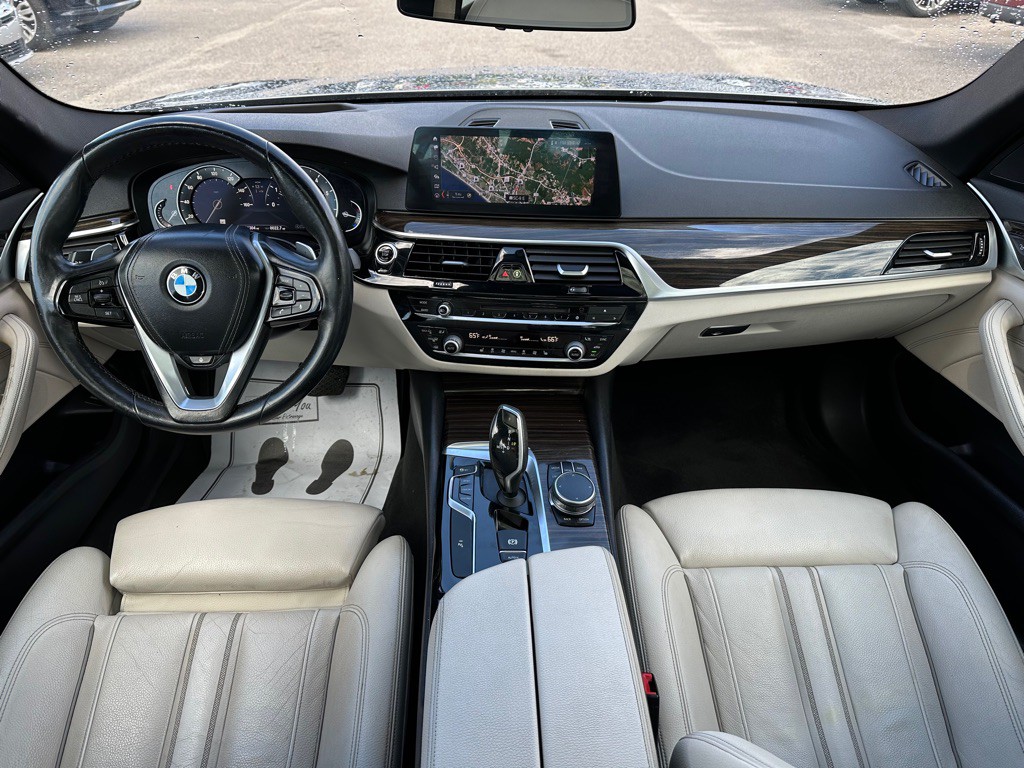 2018 BMW 5 Series Image 14