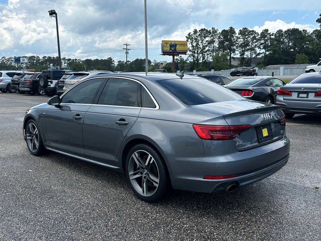 2017 Audi A4 Image 4
