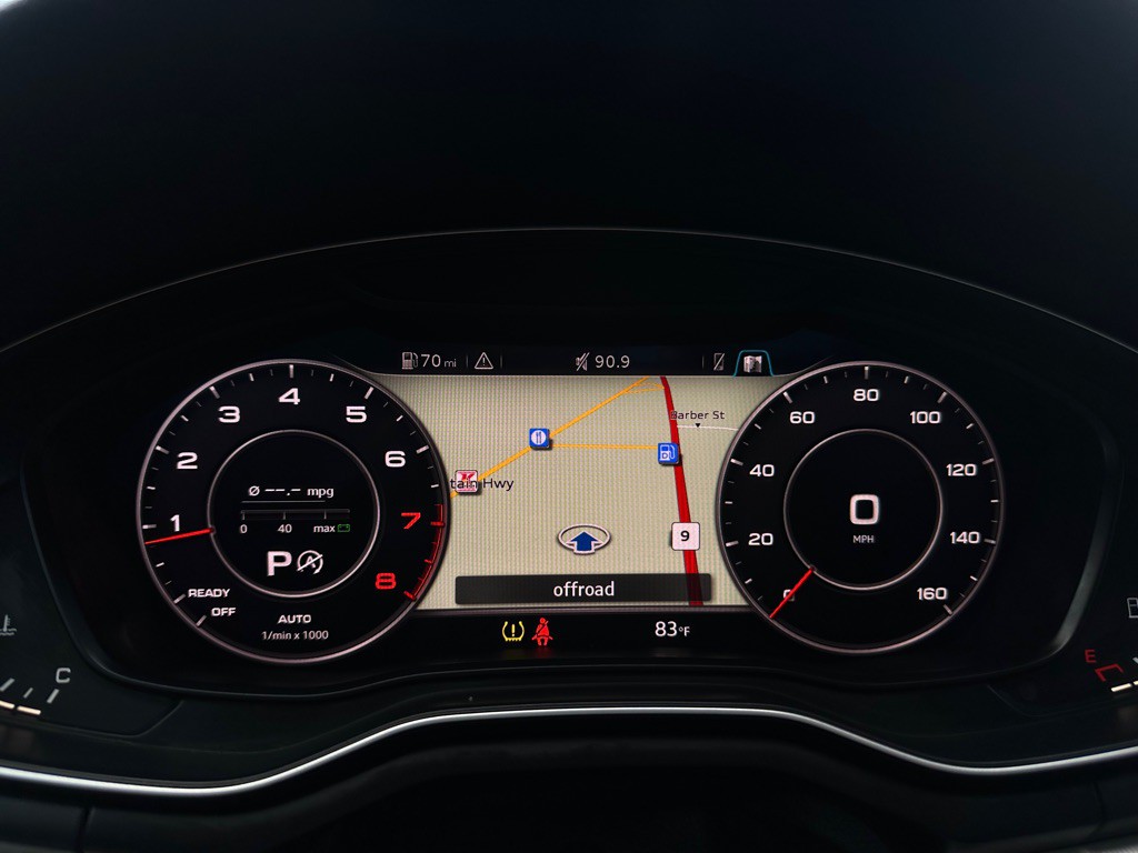 2017 Audi A4 Image 9