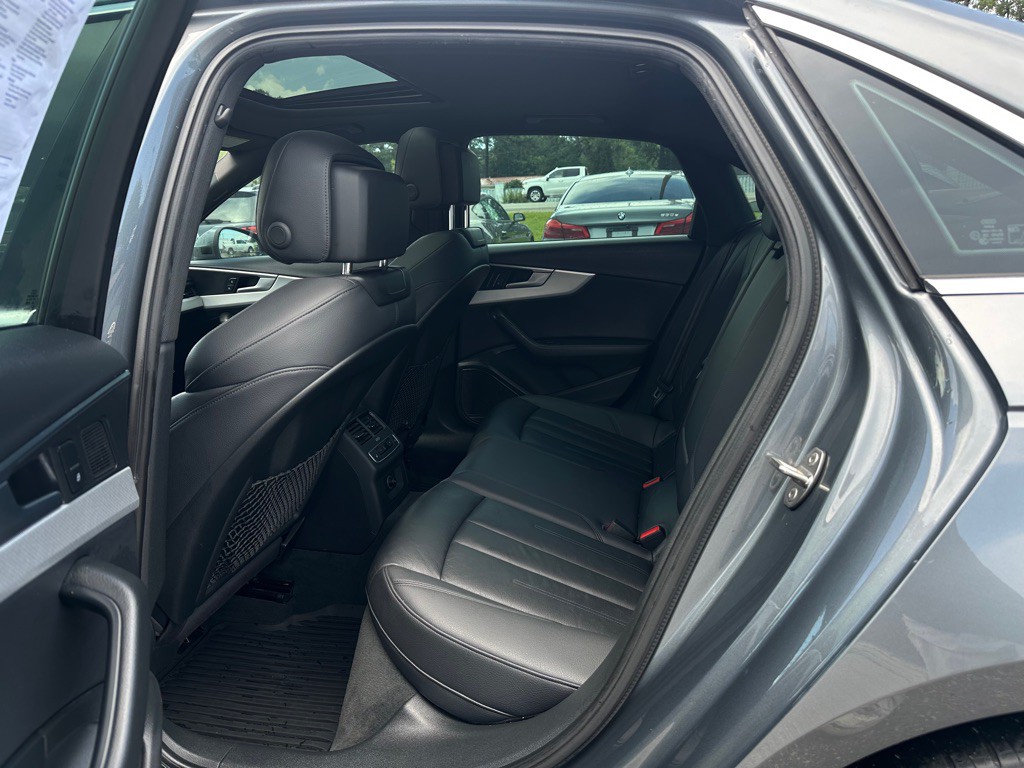 2017 Audi A4 Image 13