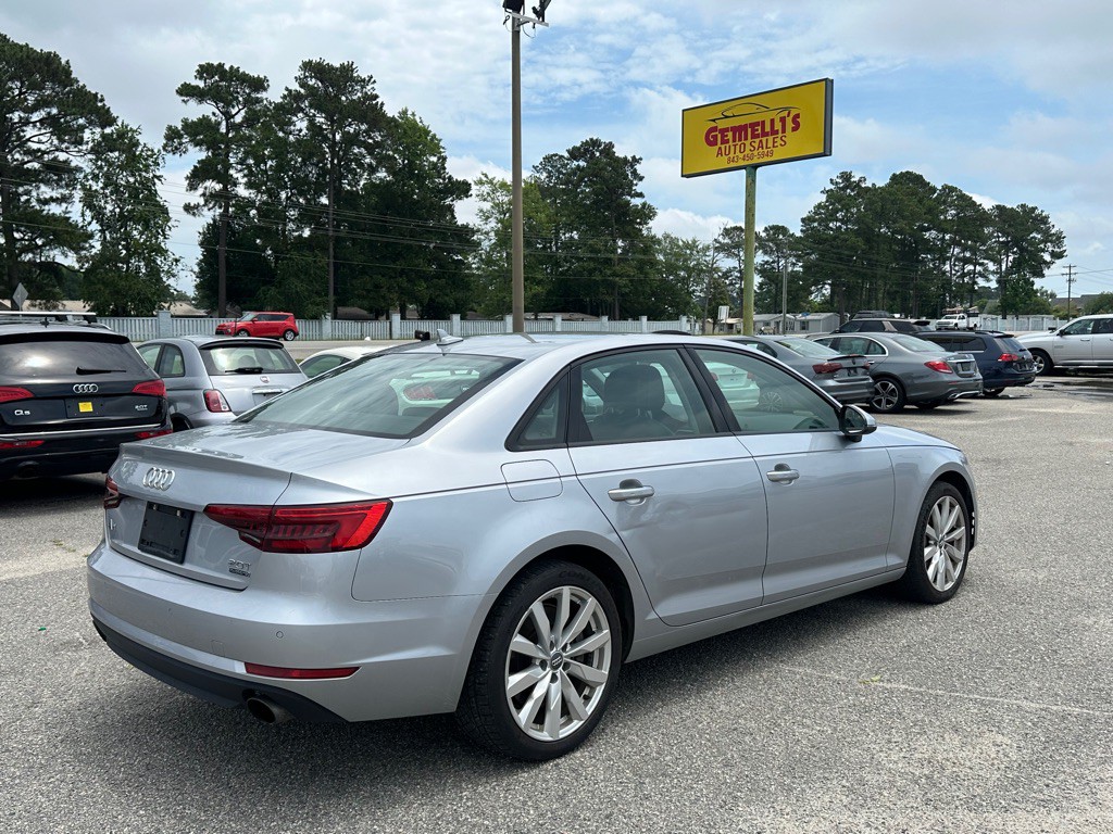 2017 Audi A4 Image 5