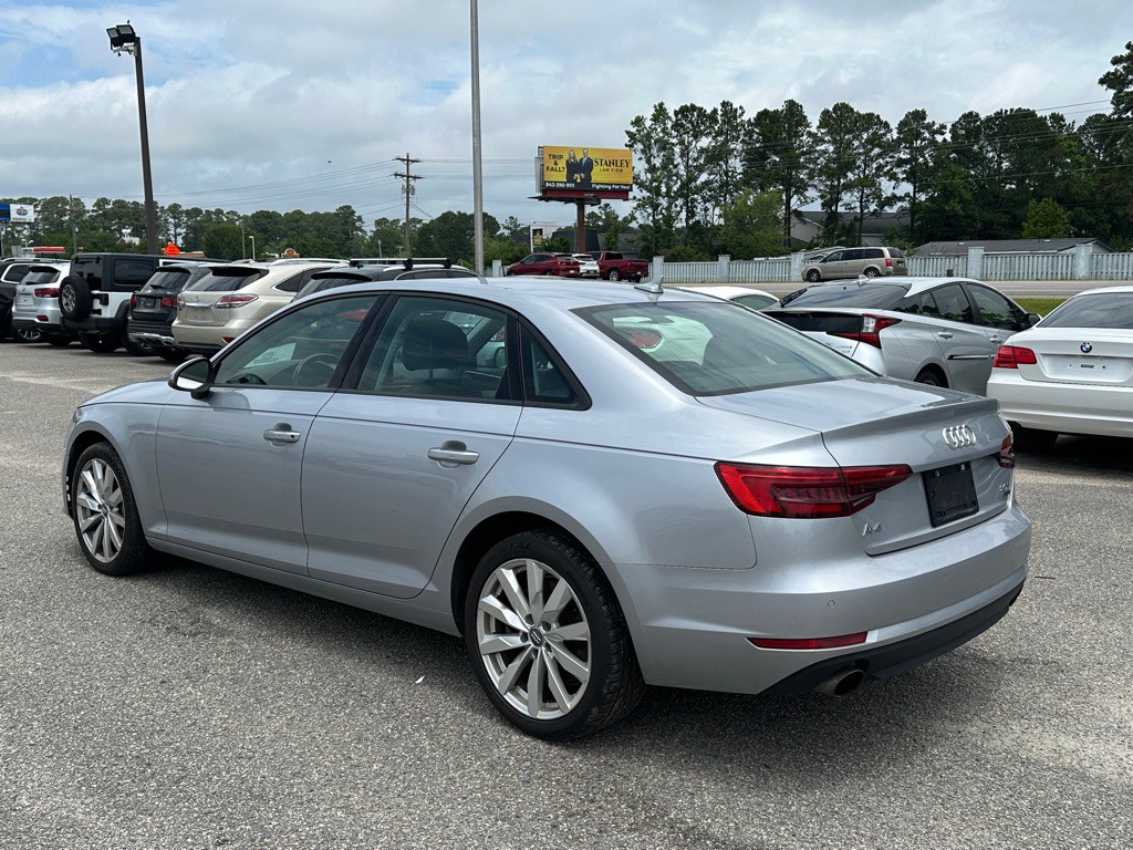 2017 Audi A4 Image 7