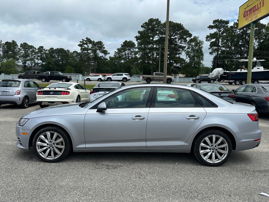 2017 Audi A4 Image 8