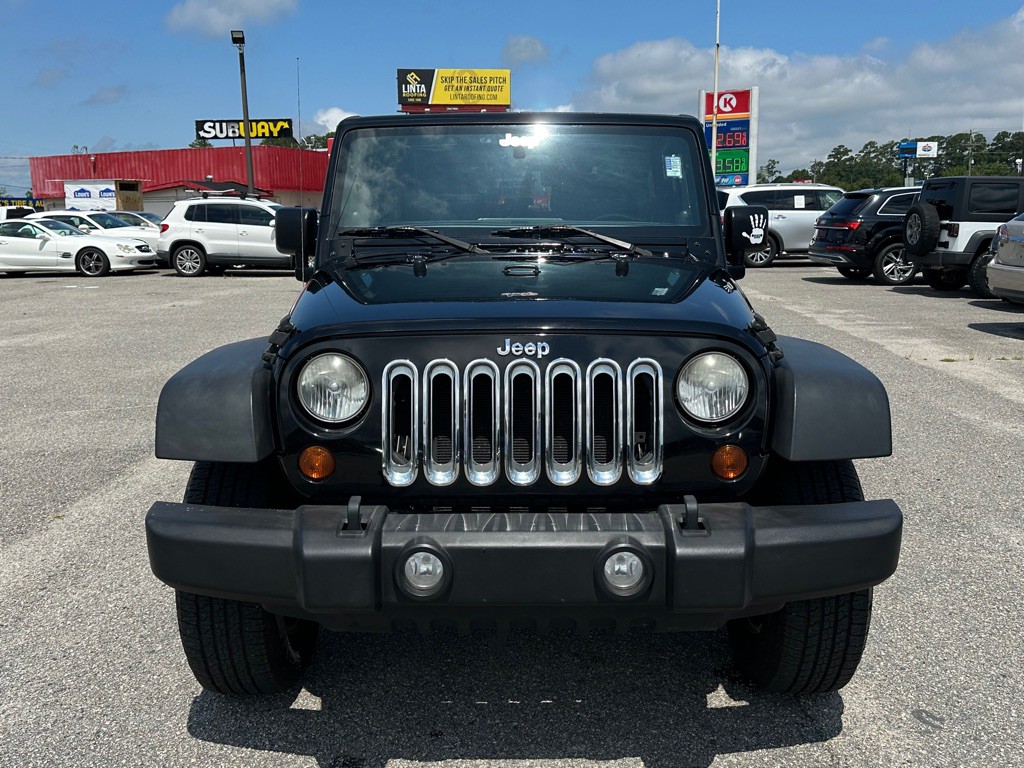 2013 Jeep Wrangler Image 2