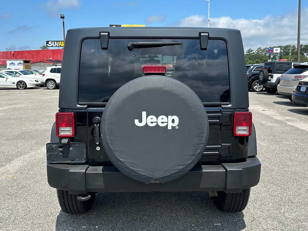 2013 Jeep Wrangler Image 6