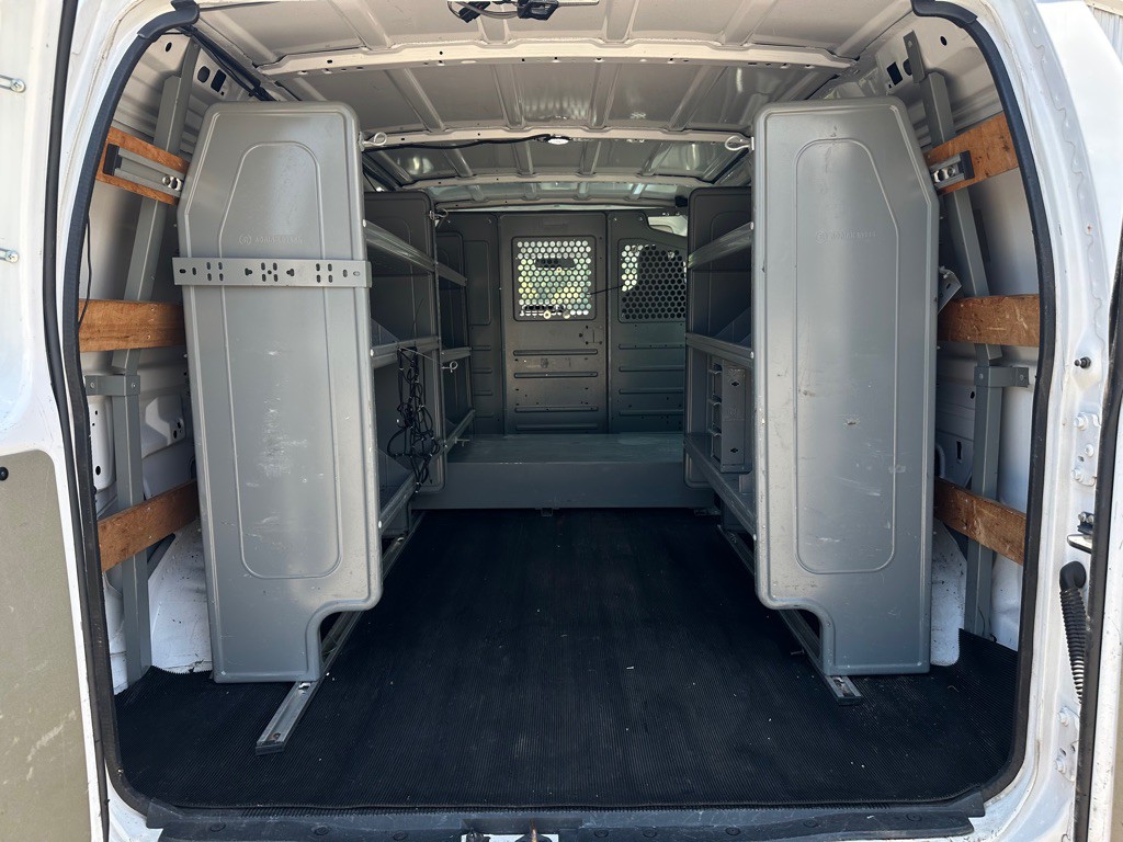 2012 Ford Econoline Image 8