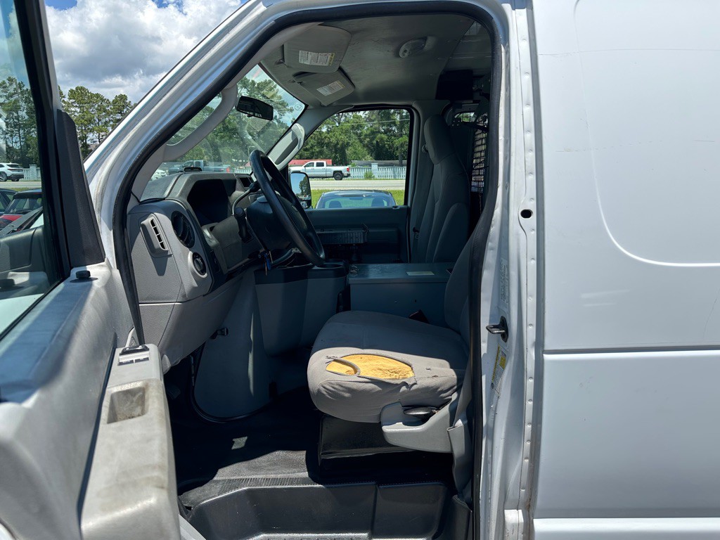 2012 Ford Econoline Image 14