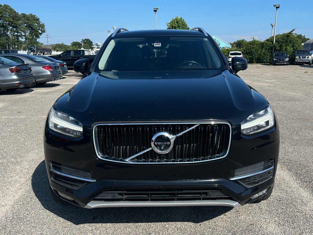 2017 Volvo XC90 Image 2
