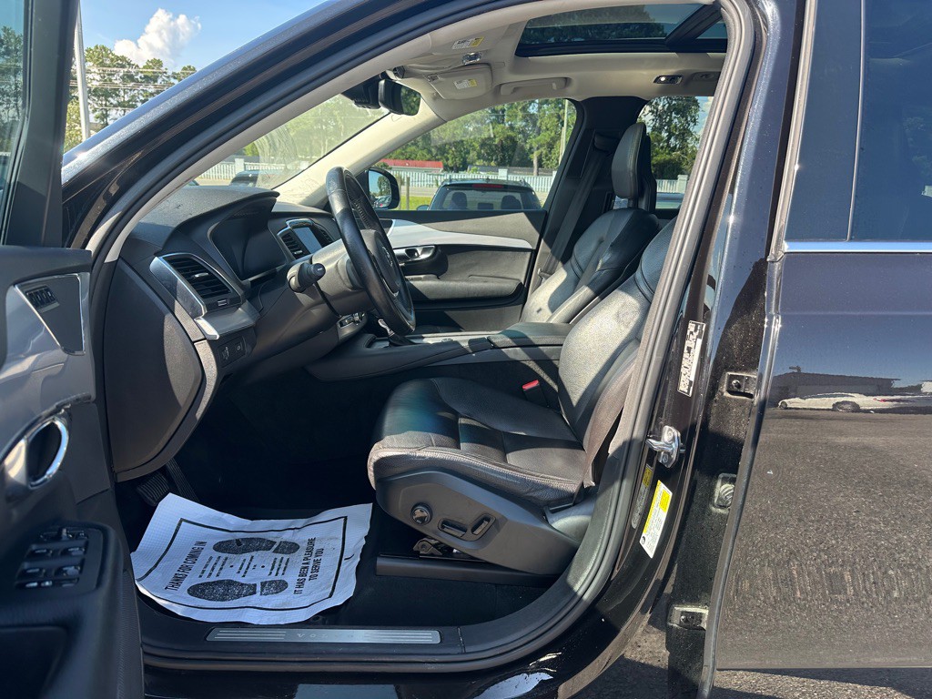 2017 Volvo XC90 Image 13