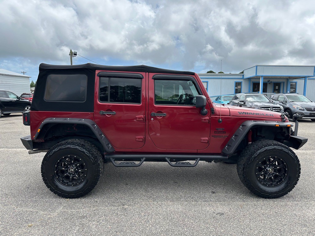 2013 Jeep Wrangler Unlimited Image 4