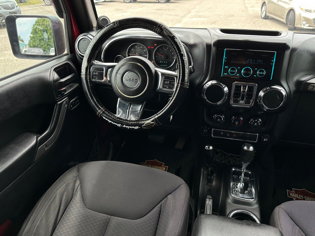 2013 Jeep Wrangler Unlimited Image 13