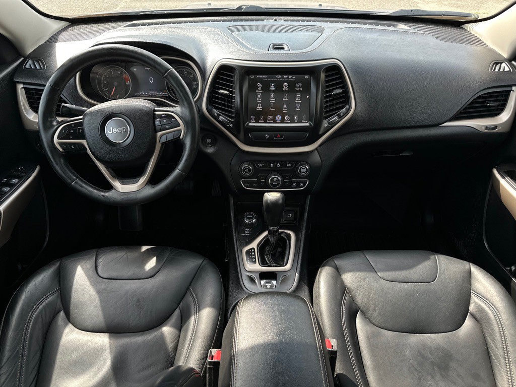 2018 Jeep Cherokee Image 15