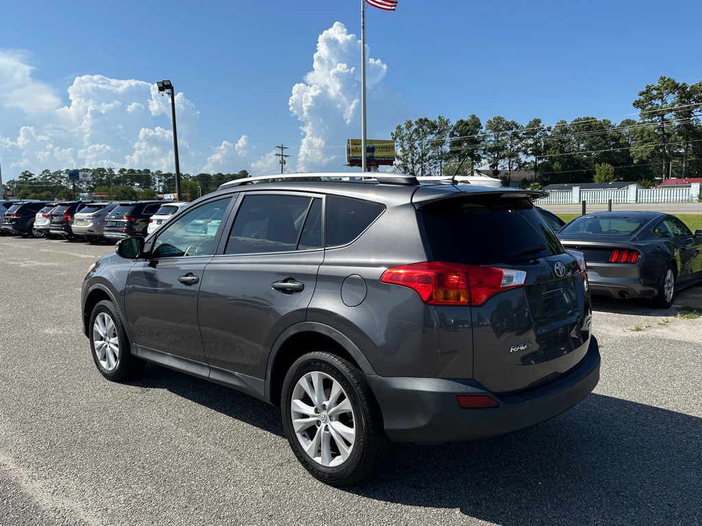 2015 Toyota Rav4 Image 4