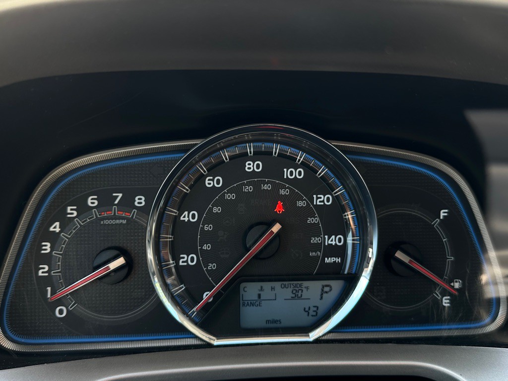2015 Toyota Rav4 Image 5