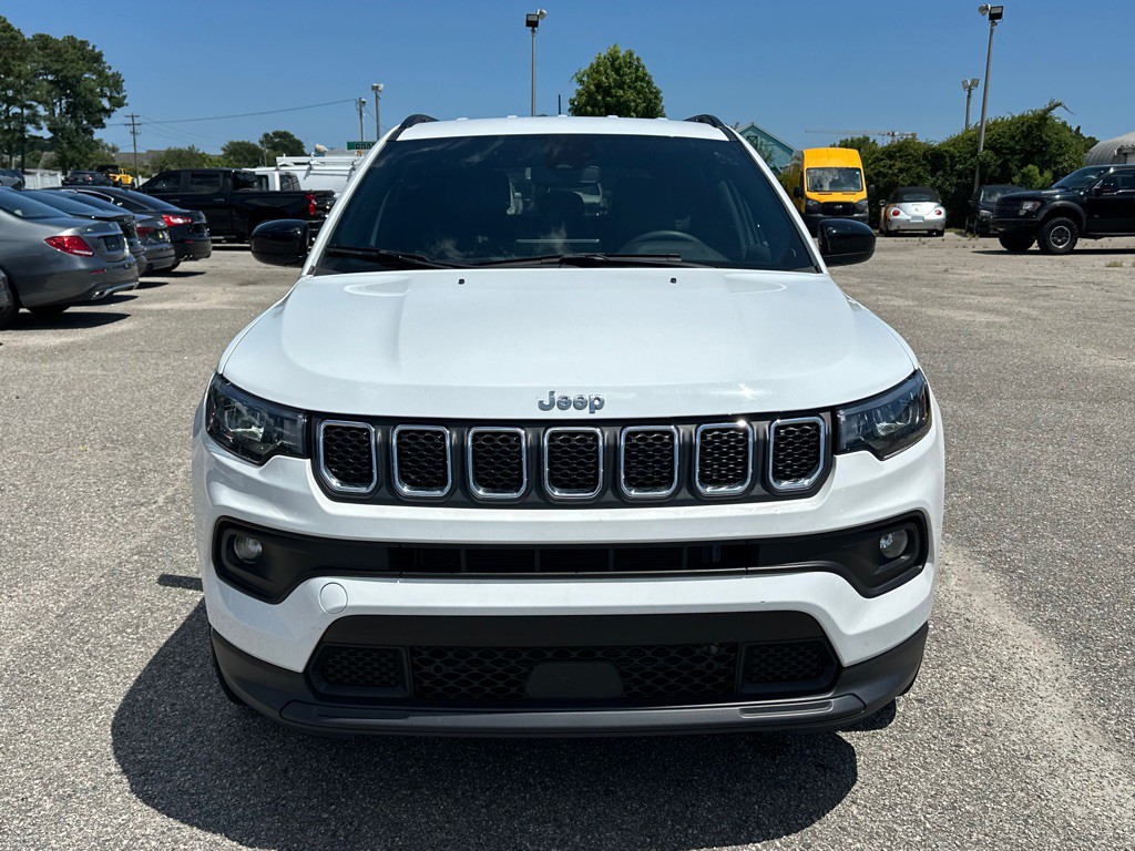 2024 Jeep Compass Image 2