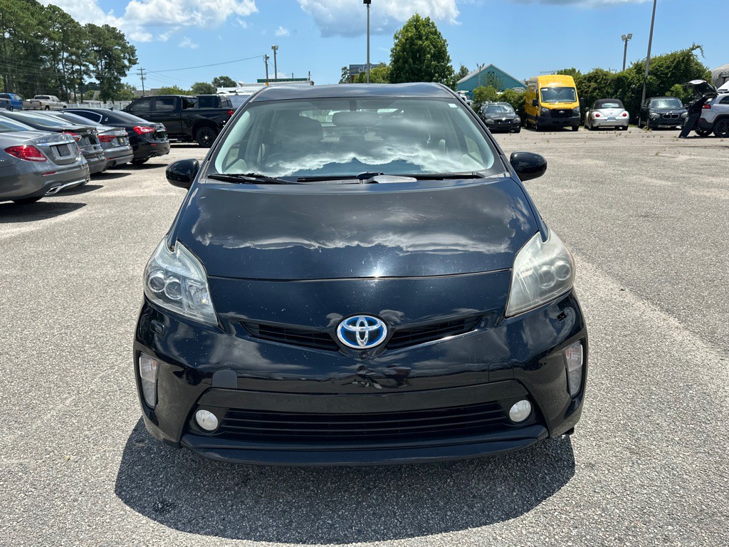 2012 Toyota Prius Image 2