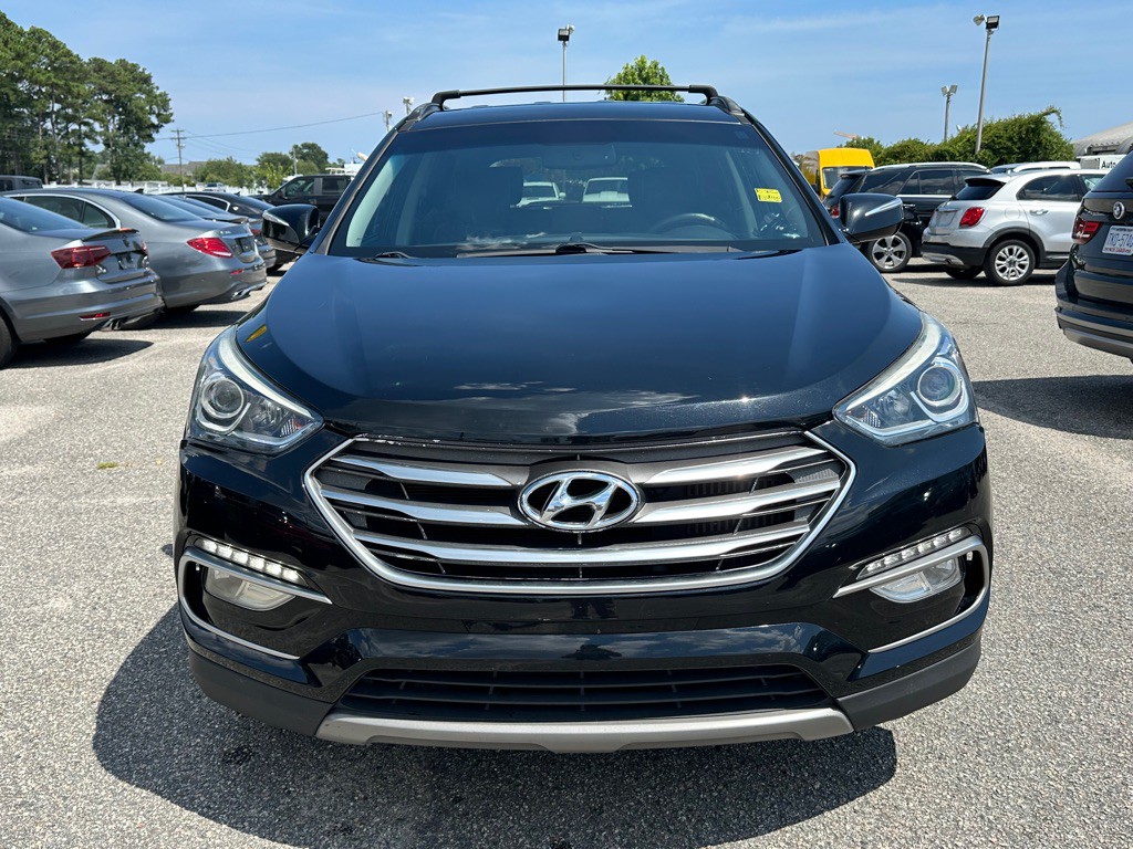 2017 Hyundai Santa Fe Sport Image 2
