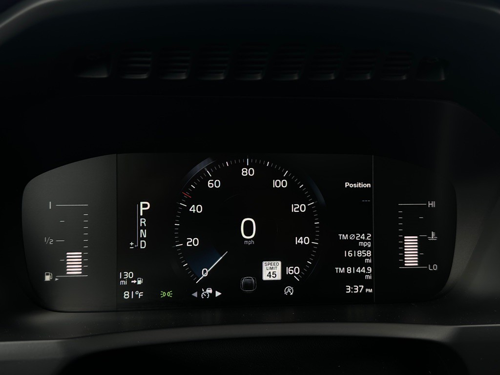 2017 Volvo XC90 Image 9