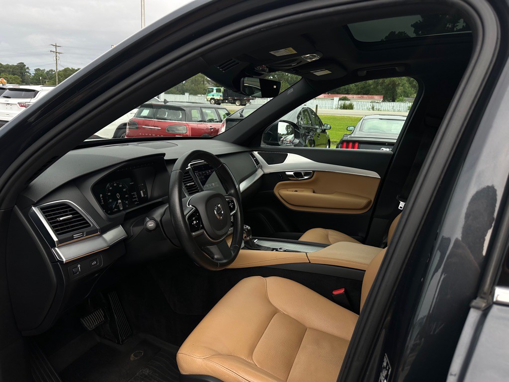 2017 Volvo XC90 Image 13