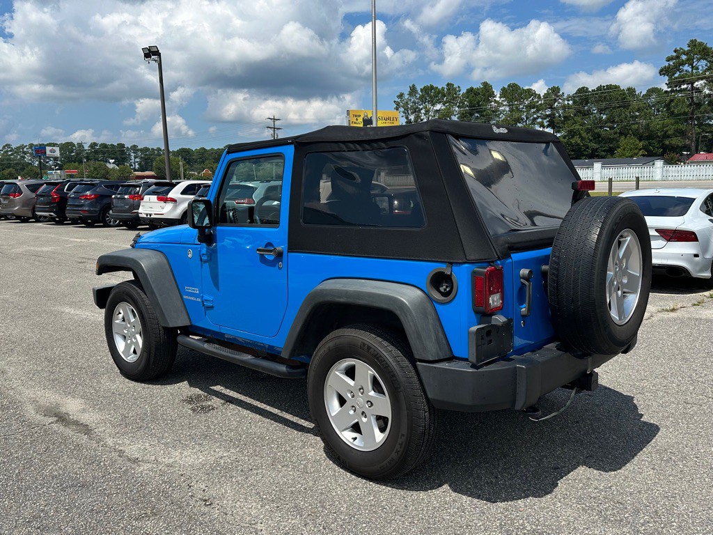 2012 Jeep Wrangler Image 3