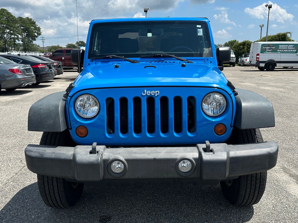 2012 Jeep Wrangler Image 4