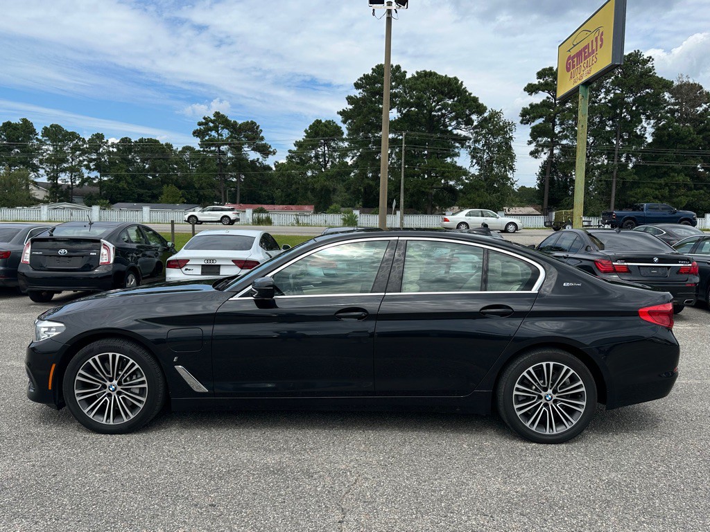 2019 BMW 5 Series Image 3
