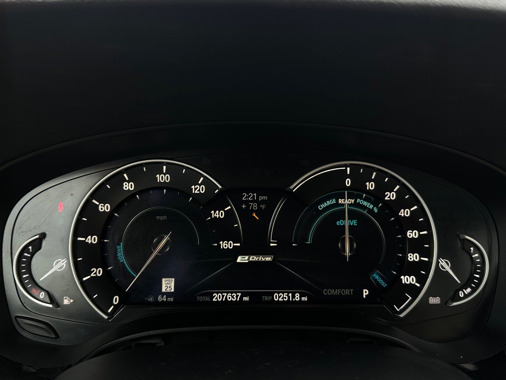 2019 BMW 5 Series Image 9
