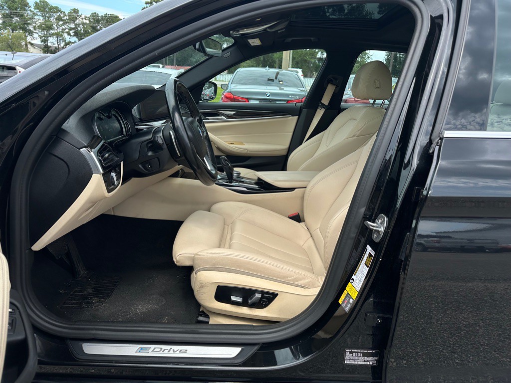 2019 BMW 5 Series Image 11
