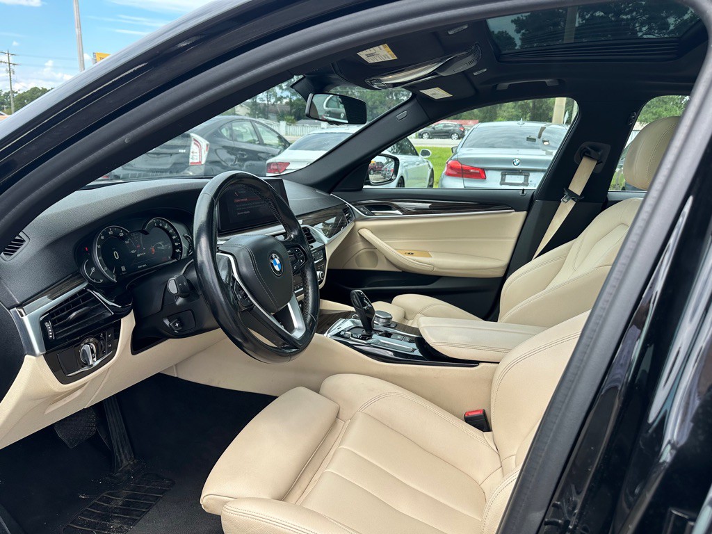 2019 BMW 5 Series Image 12